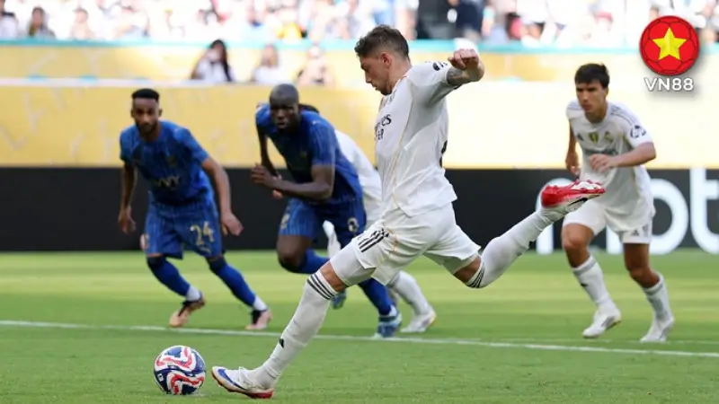 Real Madrid thất thế vì penalty – lời nguyền chưa được hóa giải