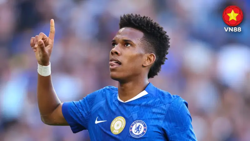 Estevao Willian – Màn Chào Sân Đầy Tự Tin Và Khí Chất Ngôi Sao