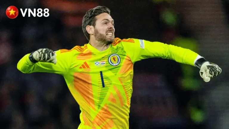 Thủ môn 43 tuổi lần đầu tham dự World Cup