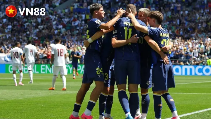 Bosnia Thắng Qatar 3-1: Đoạt Vé Vớt Đầu Tiên Vào Vòng 1/16