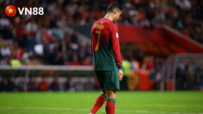 Ronaldo "Lệch Pha" Phong Độ Tại Magalhaes Pessoa