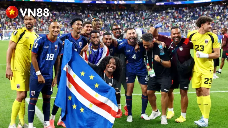 Cape Verde Tạo Địa Chấn, Giành Vé Vào Vòng 1/8 World Cup