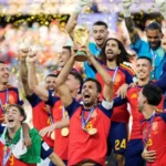 Khoảnh Khắc Rodri Nâng Cúp Vàng World Cup 2026 Lịch Sử