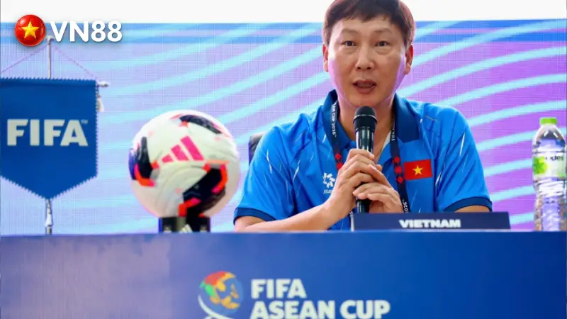 HLV Kim Sang-sik Tuyên Bố Lối Chơi Mới Cho ĐT Việt Nam