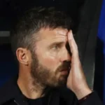 Fan MU đòi sa thải Carrick ngay lập tức, hé lộ HLV khủng thay thế