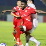Hàng công báo tin vui cho HLV Kim Sang Sik