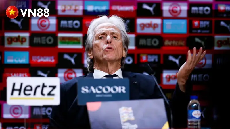 HLV Jorge Jesus Lên Tiếng Về Tương Lai Cristiano Ronaldo: “Cánh Cửa ĐT Bồ Đào Nha Luôn Rộng Mở”